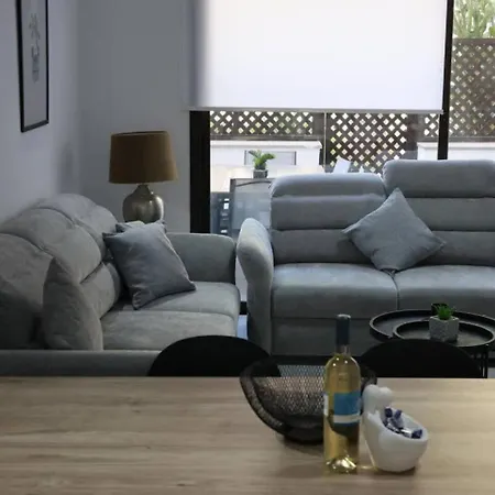 Queens Gardens Paradise Vip, Pool, Mall, Sea * Paphos