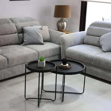 Queens Gardens Paradise Vip, Pool, Mall, Sea Apartman