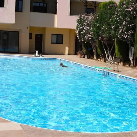Queens Gardens Paradise Vip, Pool, Mall, Sea Apartment *