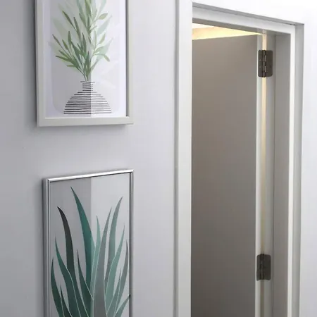 Lejlighed Queens Gardens Paradise Vip, Pool, Mall, Sea