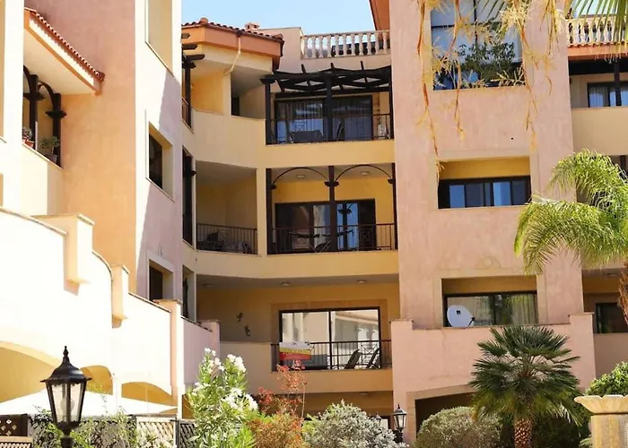 Queens Gardens Paradise Vip, Pool, Mall, Sea *