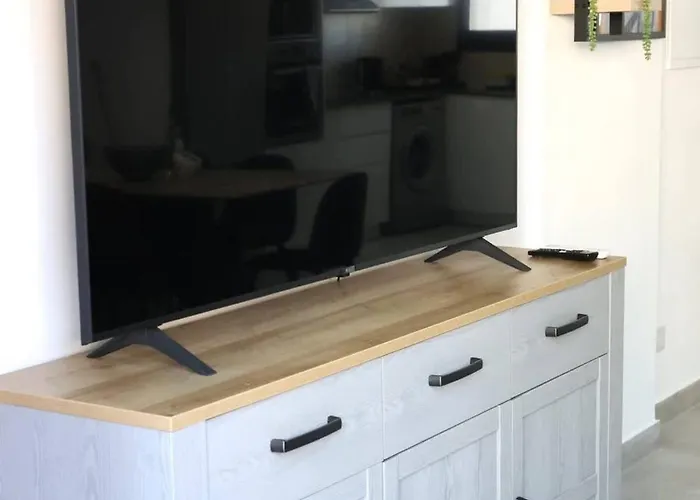 Queens Gardens Paradise Vip, Pool, Mall, Sea アパート