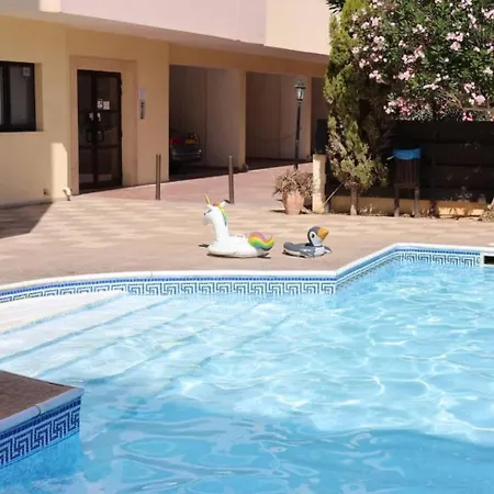 Queens Gardens Paradise Vip, Pool, Mall, Sea * Пафос