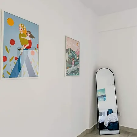 Апартаменты Queens Gardens Paradise Vip, Pool, Mall, Sea Пафос