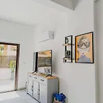 Queens Gardens Paradise Vip, Pool, Mall, Sea Apartment *