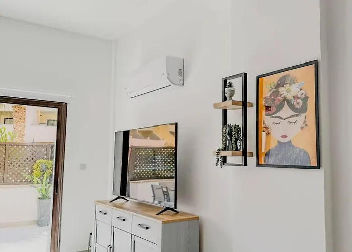 Queens Gardens Paradise Vip, Pool, Mall, Sea Apartmán *