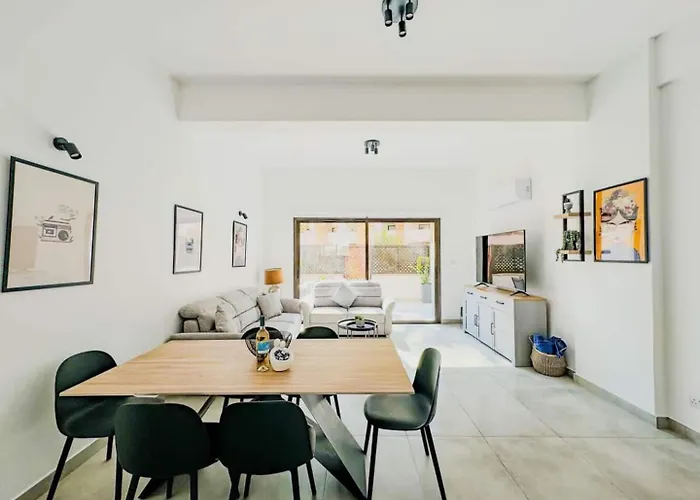 Apartmán Queens Gardens Paradise Vip, Pool, Mall, Sea Paphos