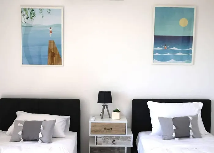 Queens Gardens Paradise Vip, Pool, Mall, Sea Apartmán *