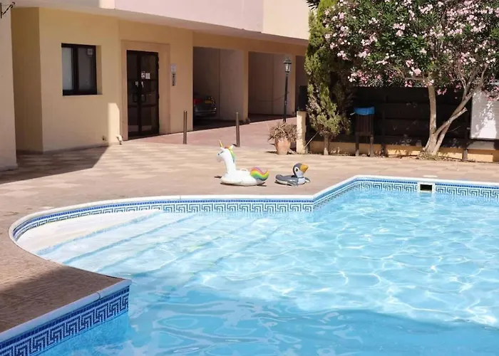 Queens Gardens Paradise Vip, Pool, Mall, Sea * Paphos